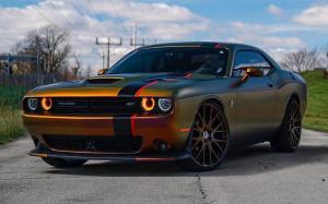 Dodge Challenger R/T Scat Pack Widebody on Forgiato Wheels (FLOW 001) 2019 года